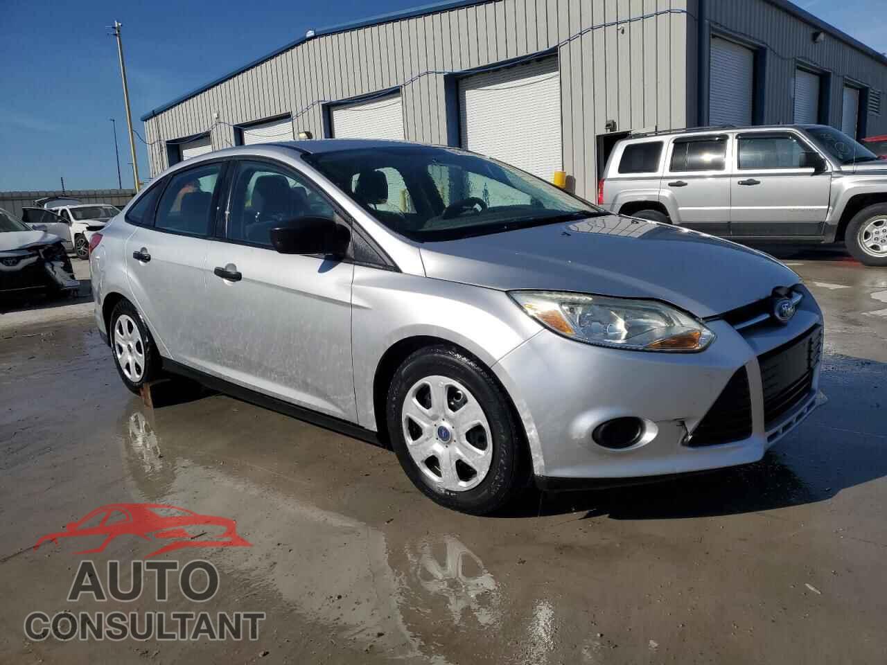 FORD FOCUS 2014 - 1FADP3E25EL390565