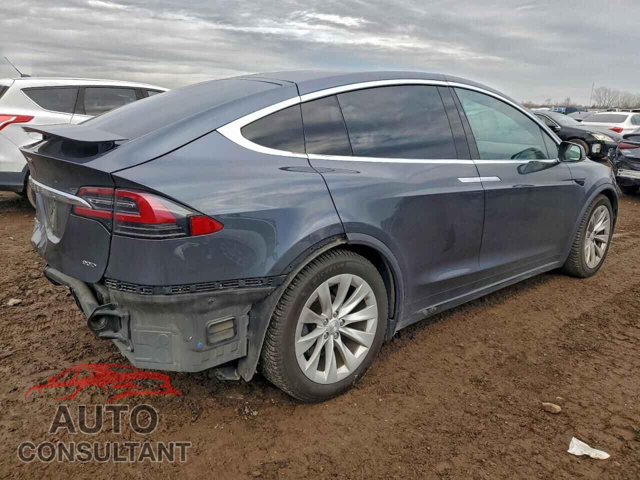 TESLA MODEL X 2016 - 5YJXCDE2XGF030366