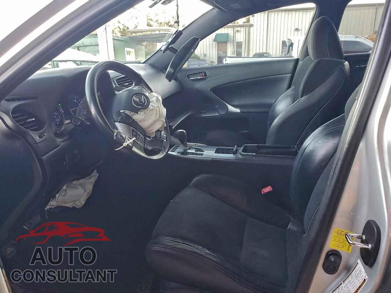 LEXUS IS 2012 - JTHBF5C28C5168864