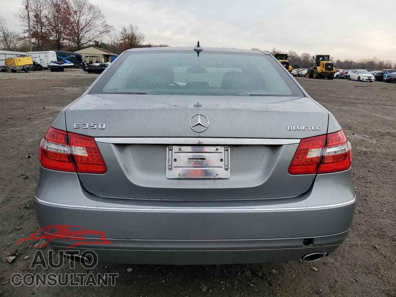 MERCEDES-BENZ E-CLASS 2011 - WDDHF2EB1BA294809