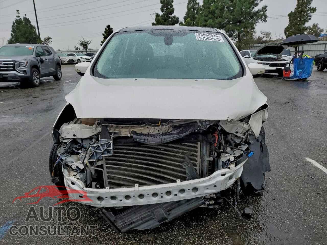 FORD CMAX 2013 - 1FADP5BU0DL548794