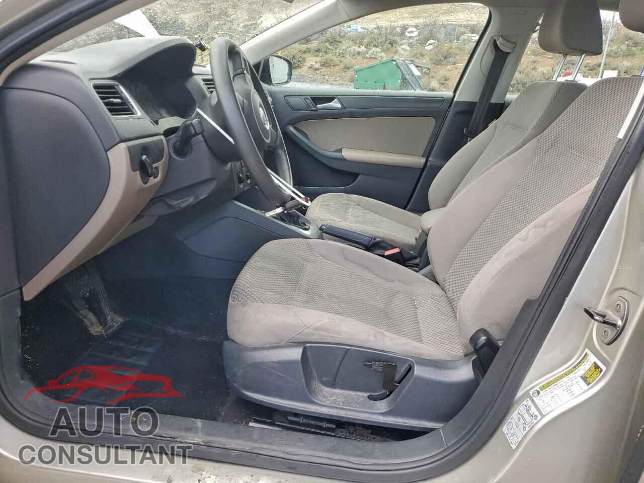 VOLKSWAGEN JETTA 2014 - 3VW2K7AJ5EM299120