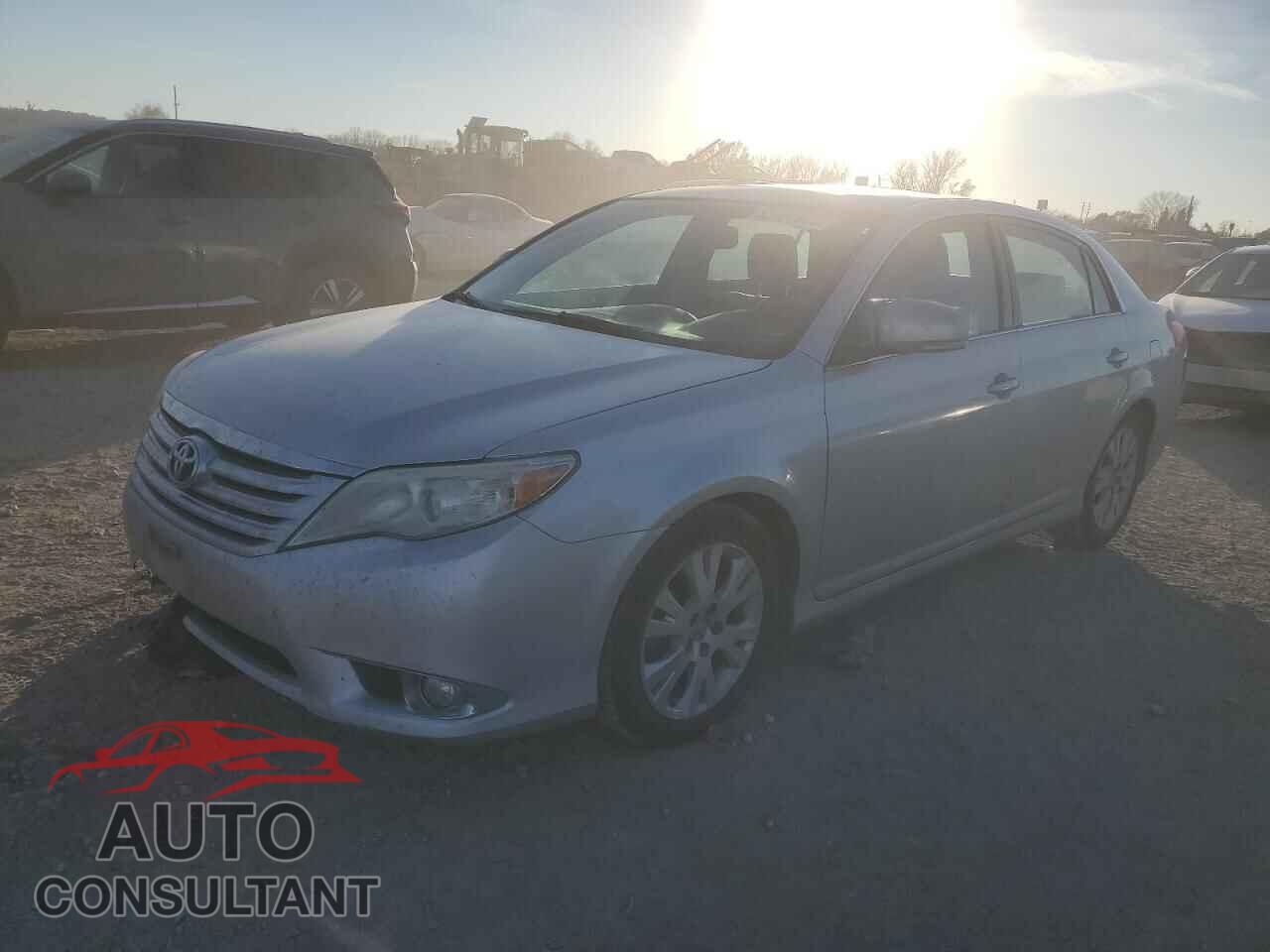 TOYOTA AVALON 2011 - 4T1BK3DB3BU388574