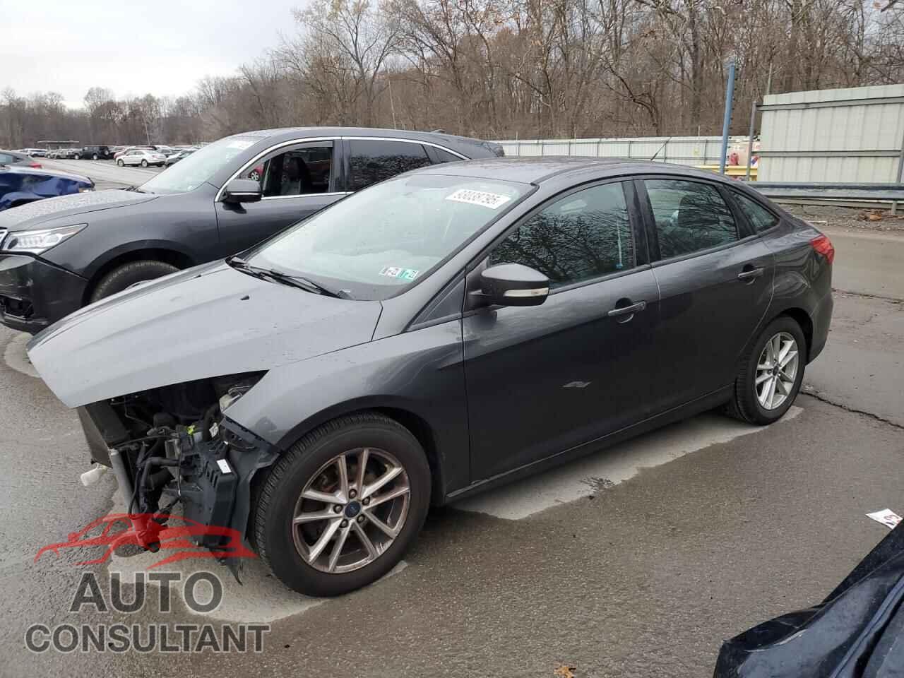 FORD FOCUS 2017 - 1FADP3F22HL211773