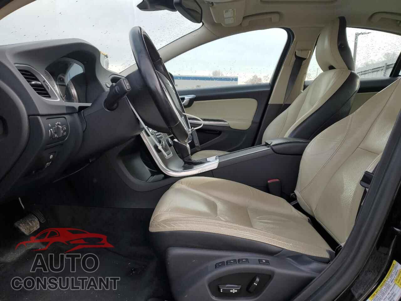VOLVO S60 2013 - YV1612FH2D2209258