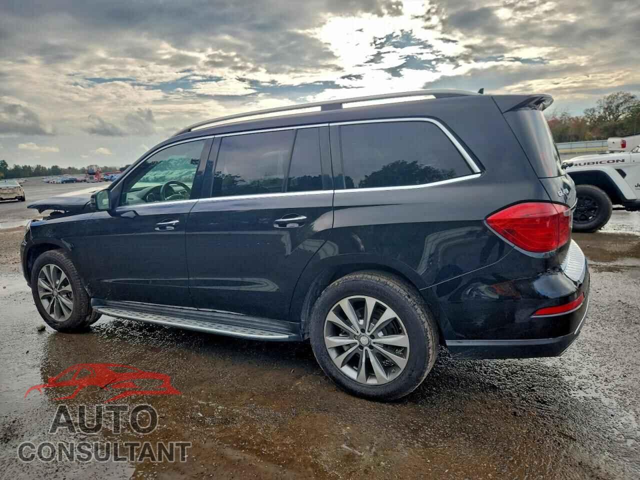 MERCEDES-BENZ GL-CLASS 2015 - 4JGDF6EE8FA520887
