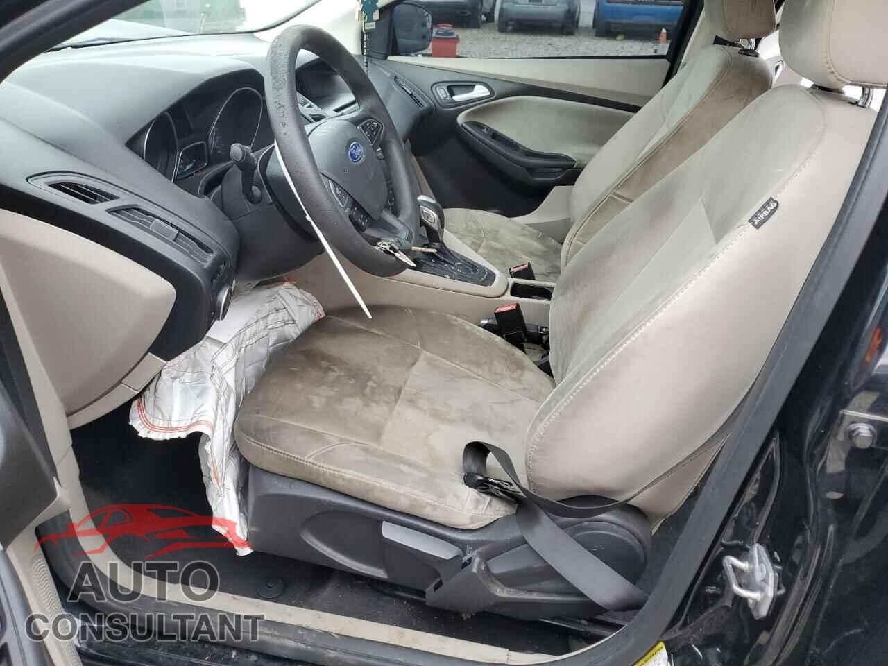 FORD FOCUS 2016 - 1FADP3K29GL335124