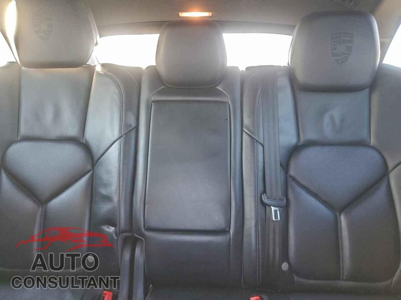 PORSCHE CAYENNE 2014 - WP1AF2A26ELA43826