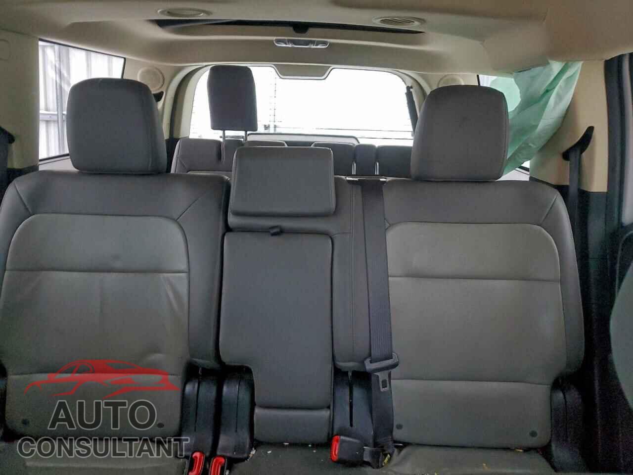 FORD FLEX 2017 - 2FMHK6DT7HBA08719