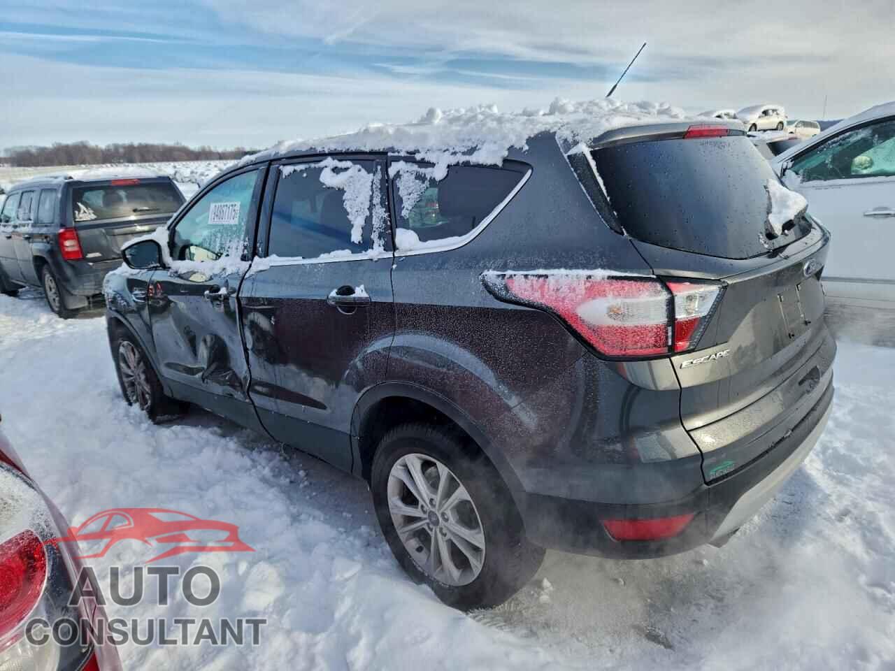 FORD ESCAPE 2017 - 1FMCU9GDXHUC38260