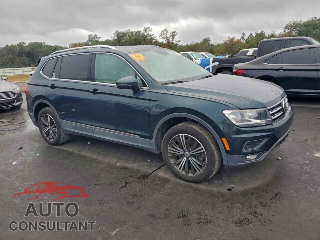 VOLKSWAGEN TIGUAN 2019 - 3VV3B7AX4KM151355