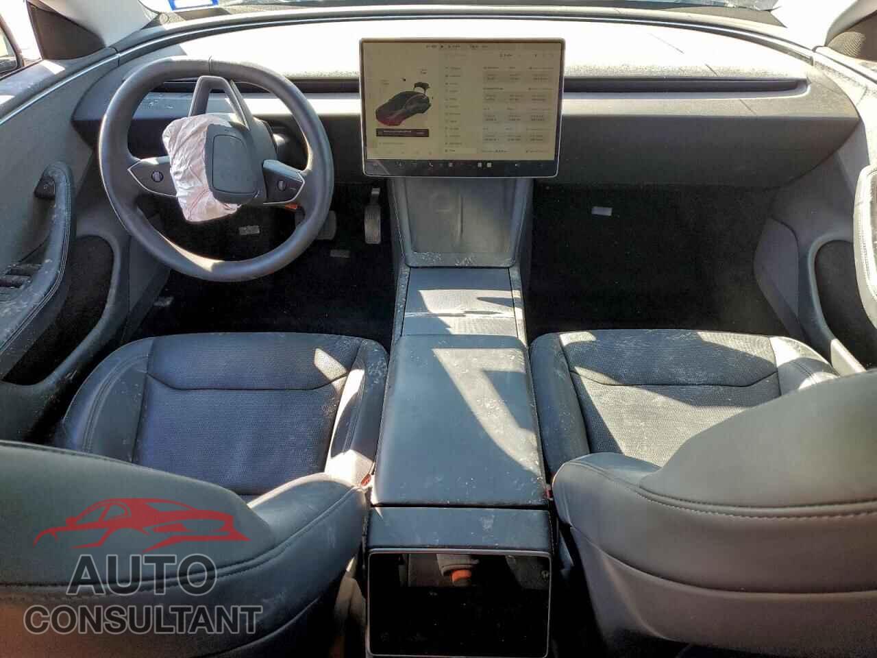 TESLA MODEL 3 2024 - 5YJ3E1EAXRF741180