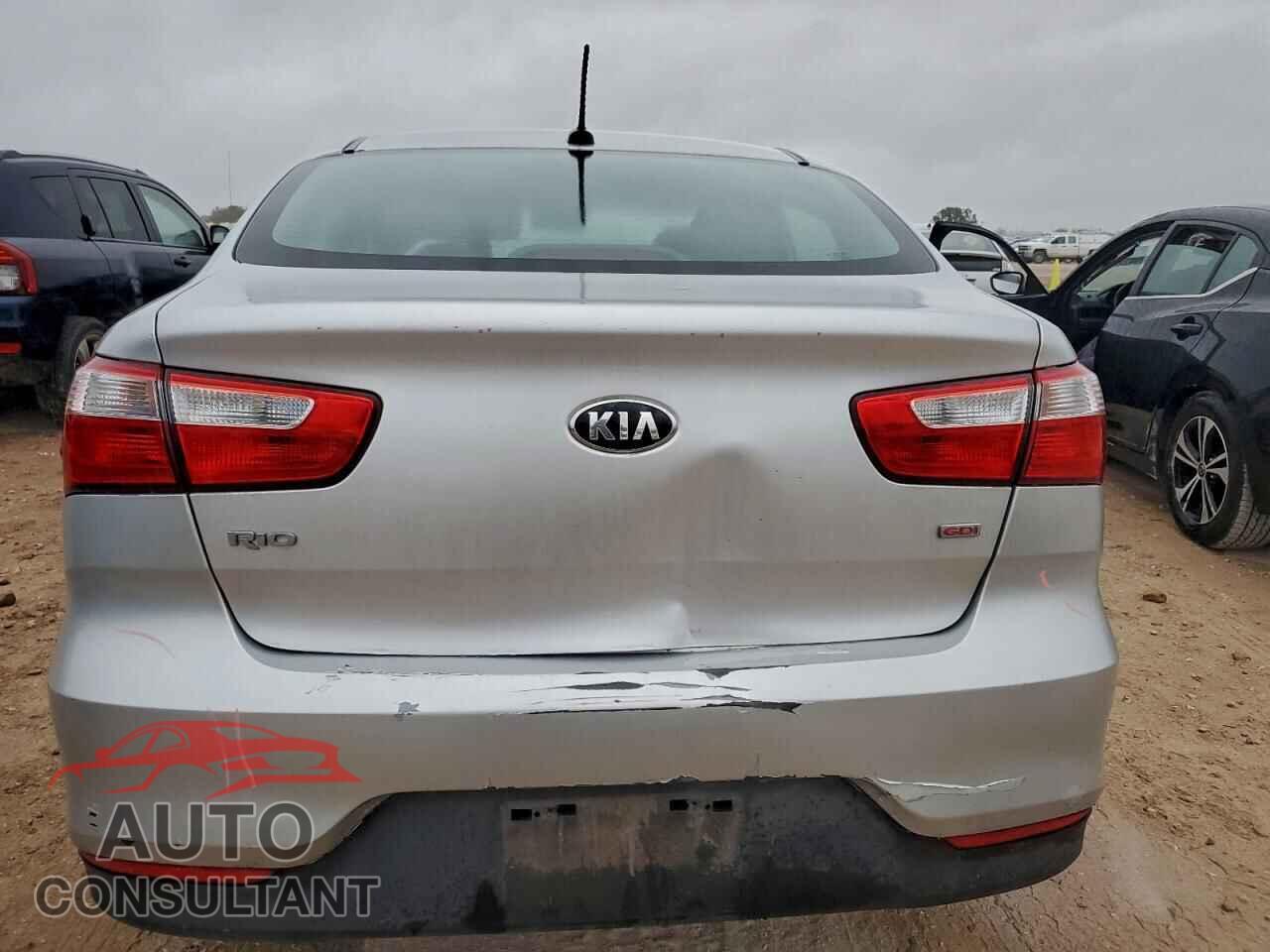 KIA RIO 2017 - KNADM4A34H6100372