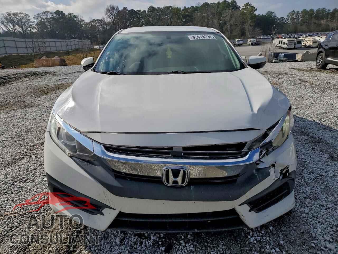 HONDA CIVIC 2017 - 2HGFC2F54HH543473