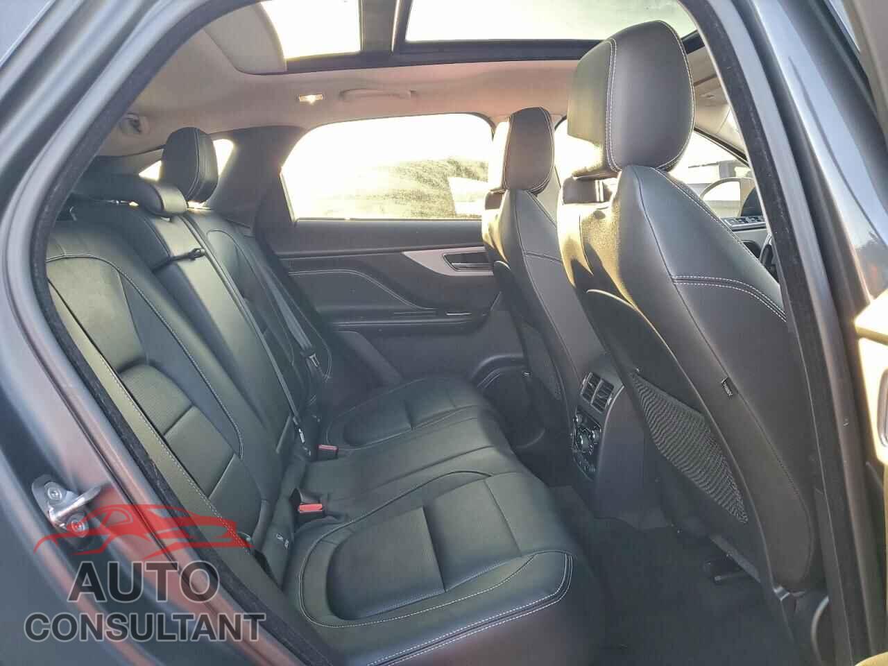 JAGUAR F-PACE 2017 - SADCL2BV5HA046989