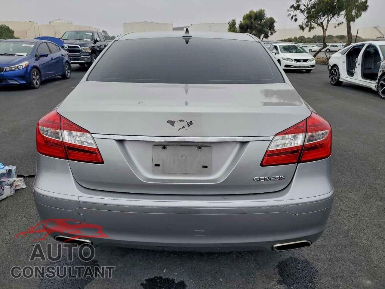 HYUNDAI GENESIS 2012 - KMHGC4DD4CU178559