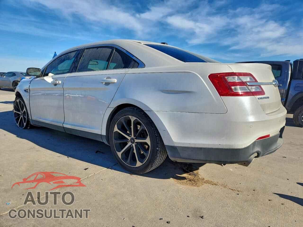 FORD TAURUS 2015 - 1FAHP2F81FG199007