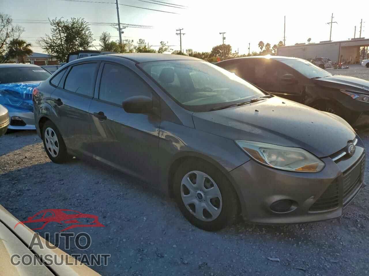 FORD FOCUS 2012 - 1FAHP3E24CL113730
