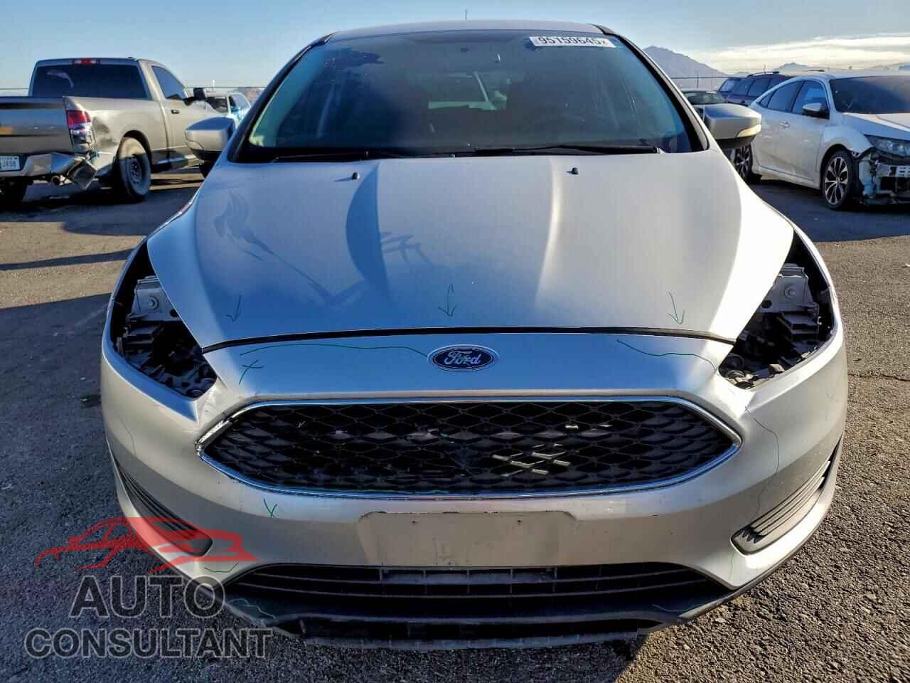 FORD FOCUS 2017 - 1FADP3K21HL271601