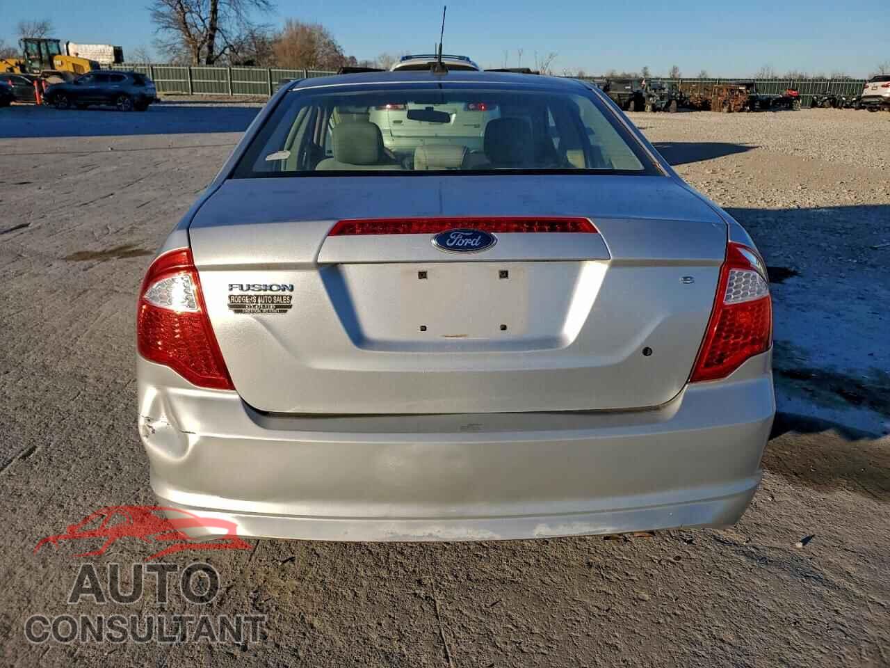 FORD FUSION 2011 - 3FAHP0GA3BR168110