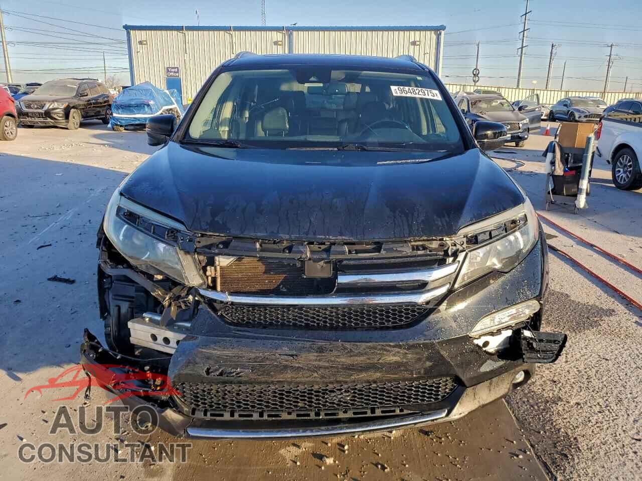 HONDA PILOT 2017 - 5FNYF5H97HB046701