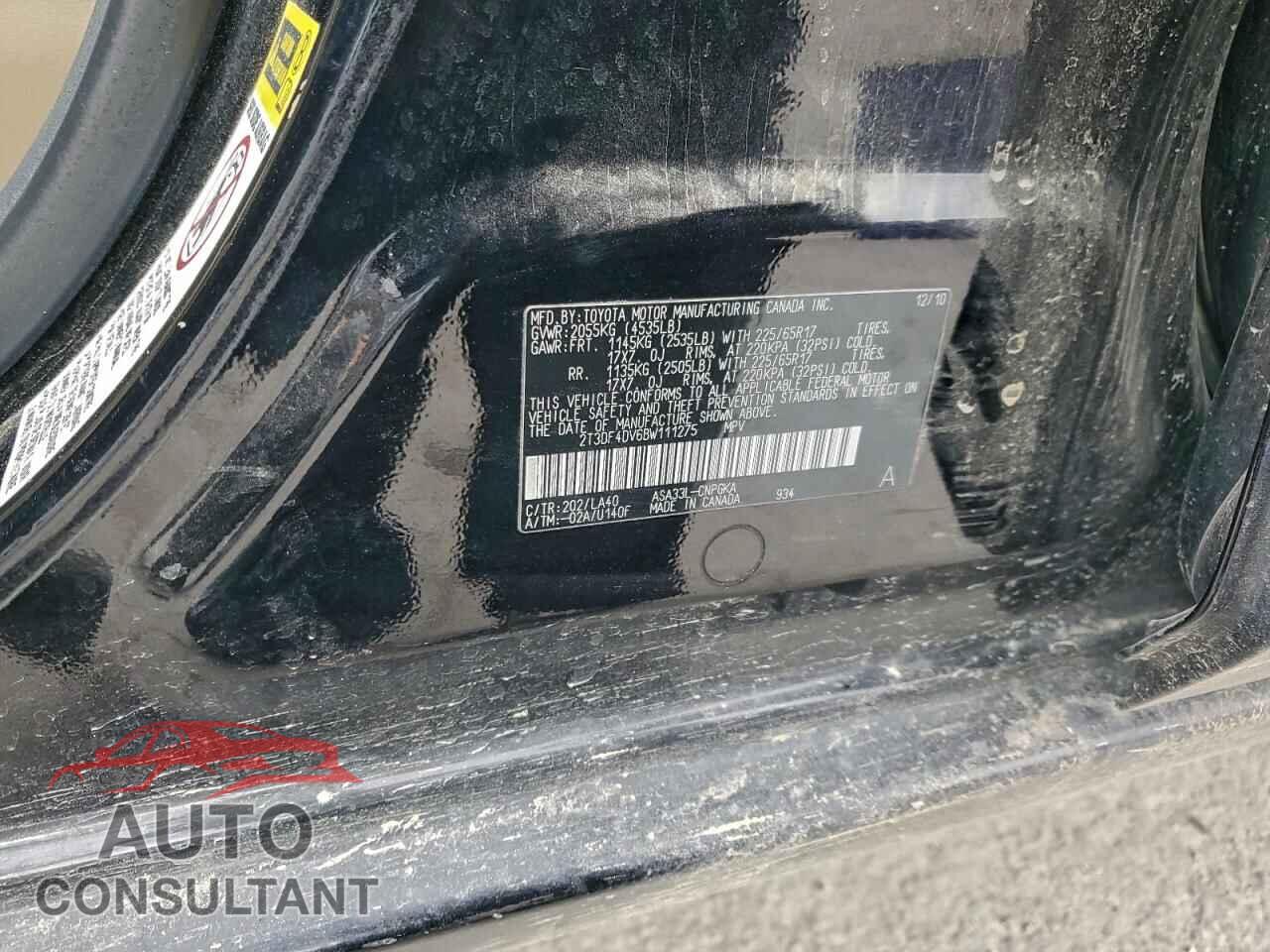 TOYOTA RAV4 2011 - 2T3DF4DV6BW111275