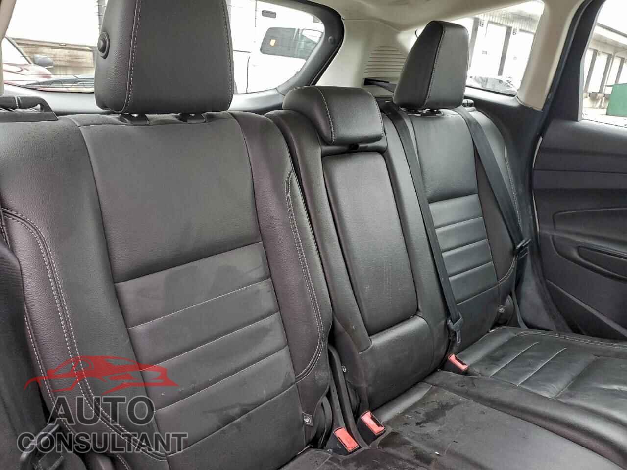 FORD CMAX 2015 - 1FADP5BU2FL116260