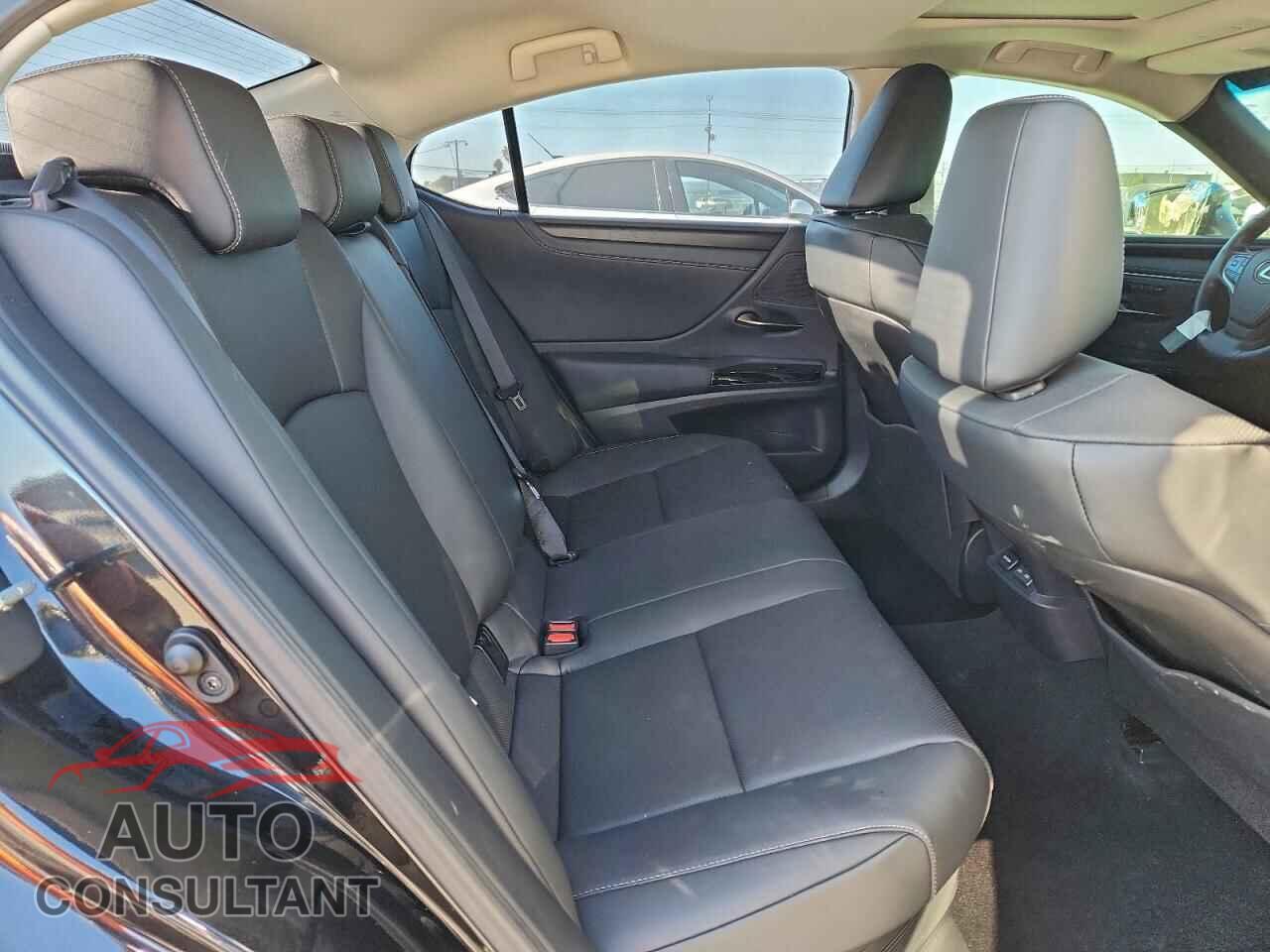 LEXUS ES300 2025 - 58ADA1C19SU069357