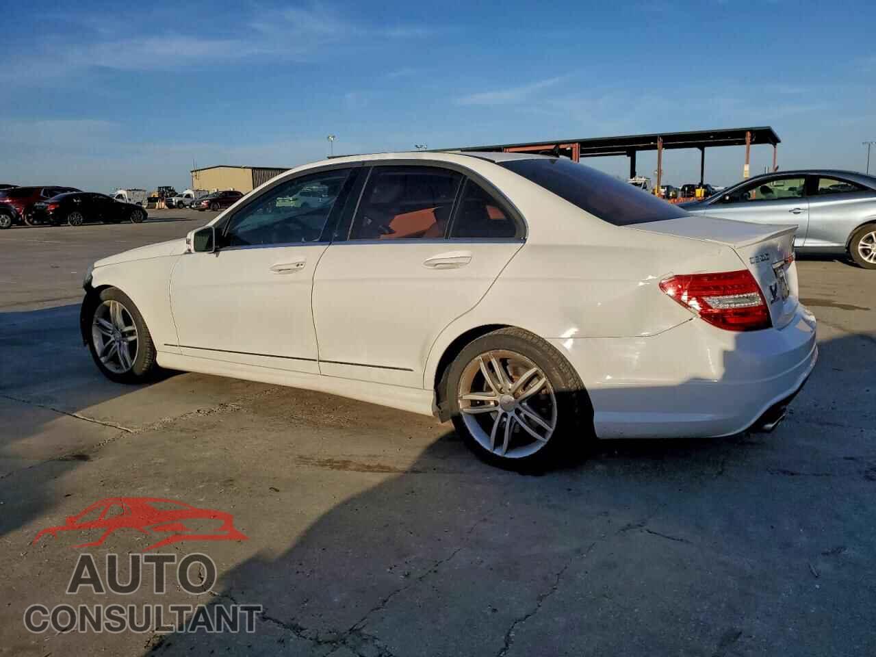 MERCEDES-BENZ C-CLASS 2014 - WDDGF8AB9EA889917