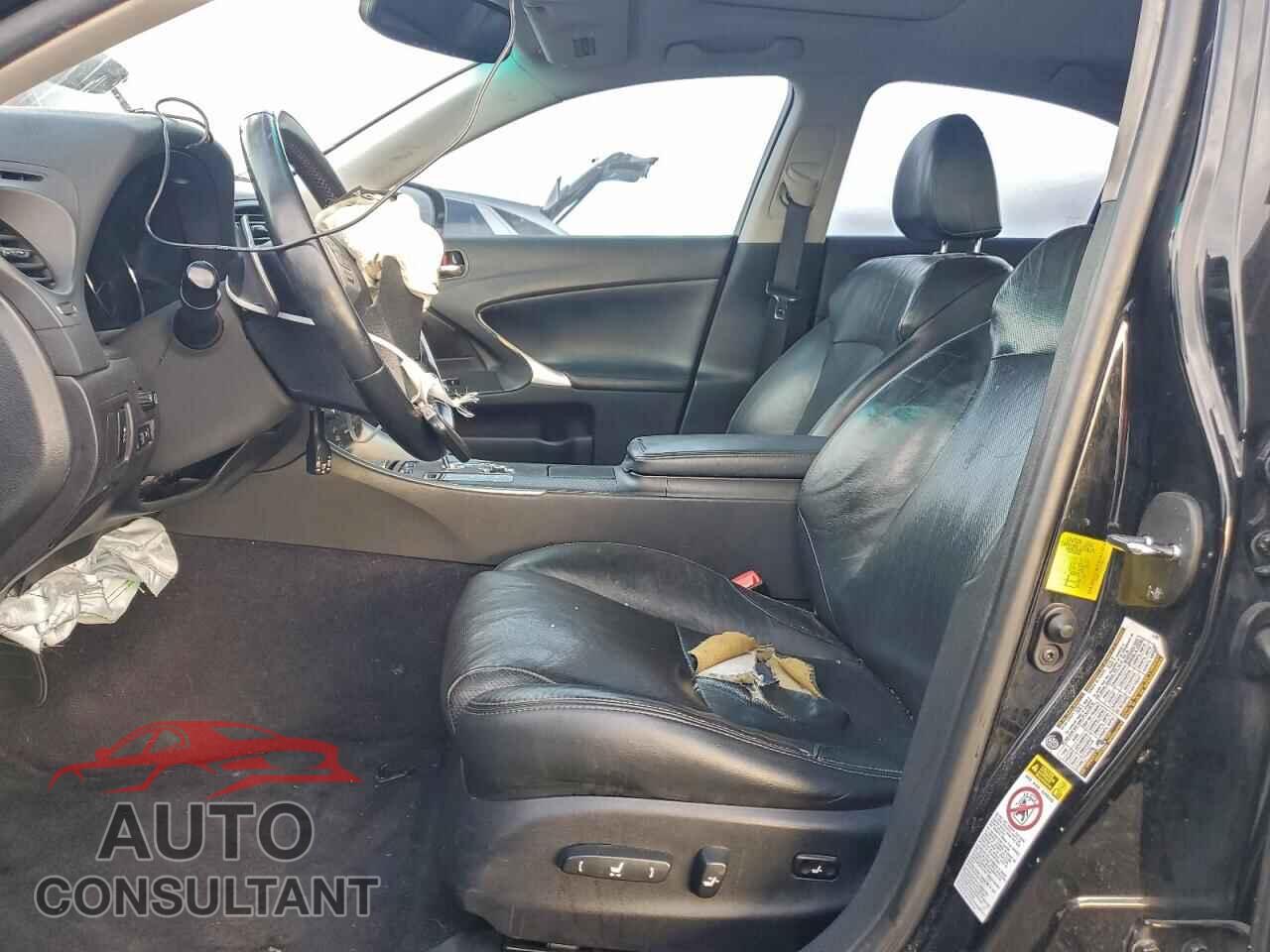 LEXUS IS 2012 - JTHBF5C2XC5168574