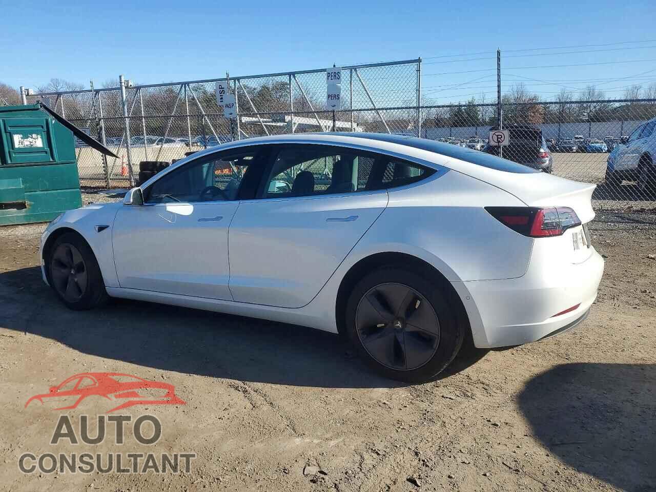 TESLA MODEL 3 2019 - 5YJ3E1EB7KF452899