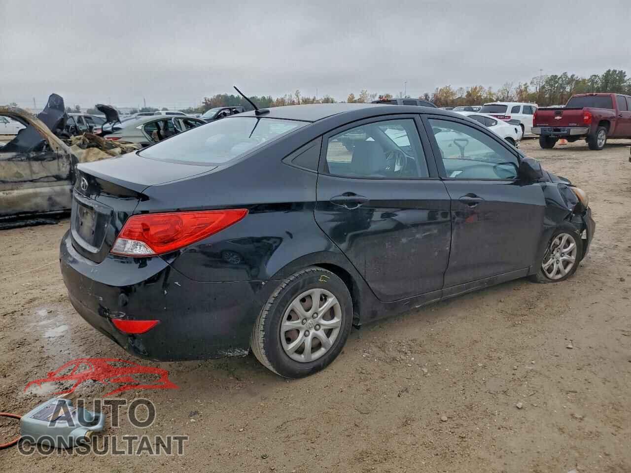 HYUNDAI ACCENT 2013 - KMHCT4AE8DU456036