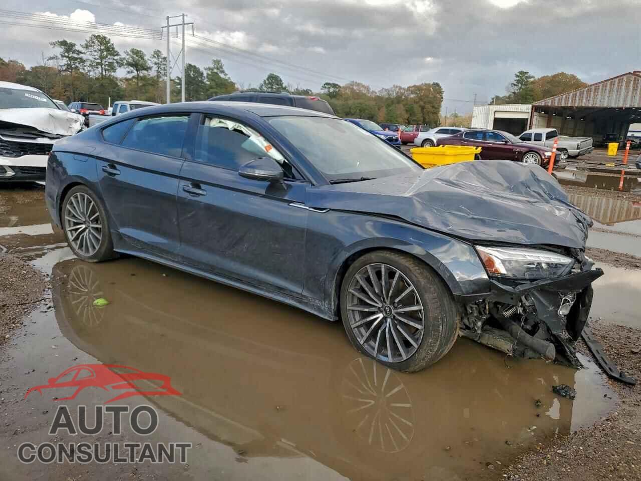 AUDI A5 2022 - WAUCBCF53NA011388