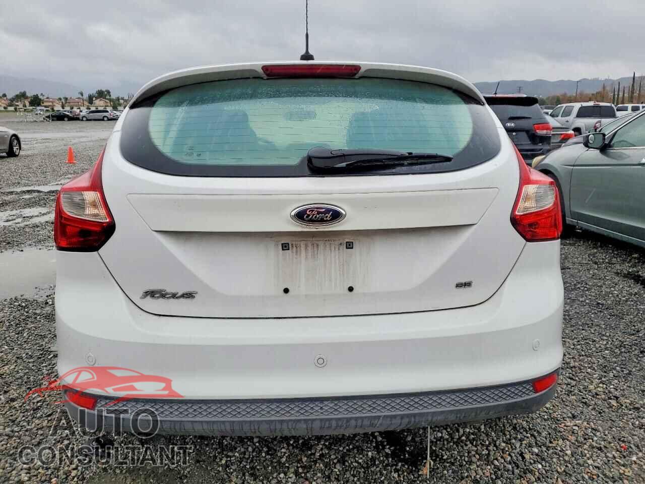 FORD FOCUS 2014 - 1FADP3K2XEL131798