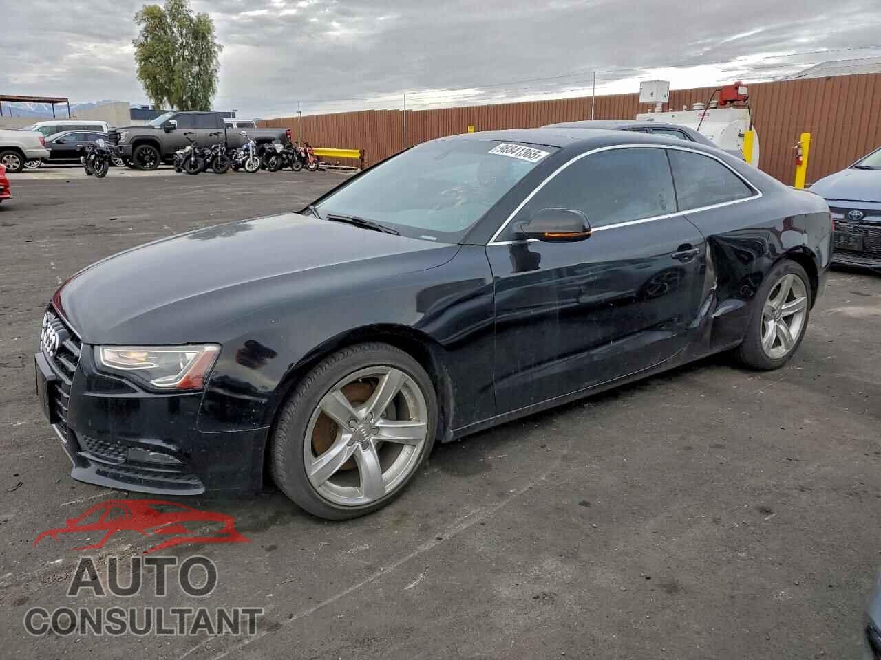 AUDI A5 2014 - WAUCFAFR8EA038887