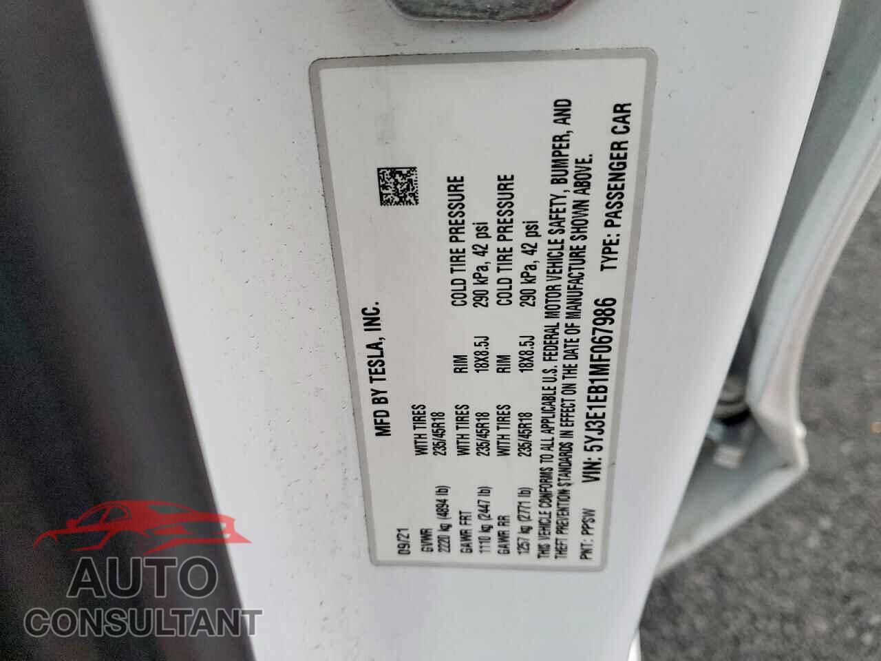 TESLA MODEL 3 2021 - 5YJ3E1EB1MF067986
