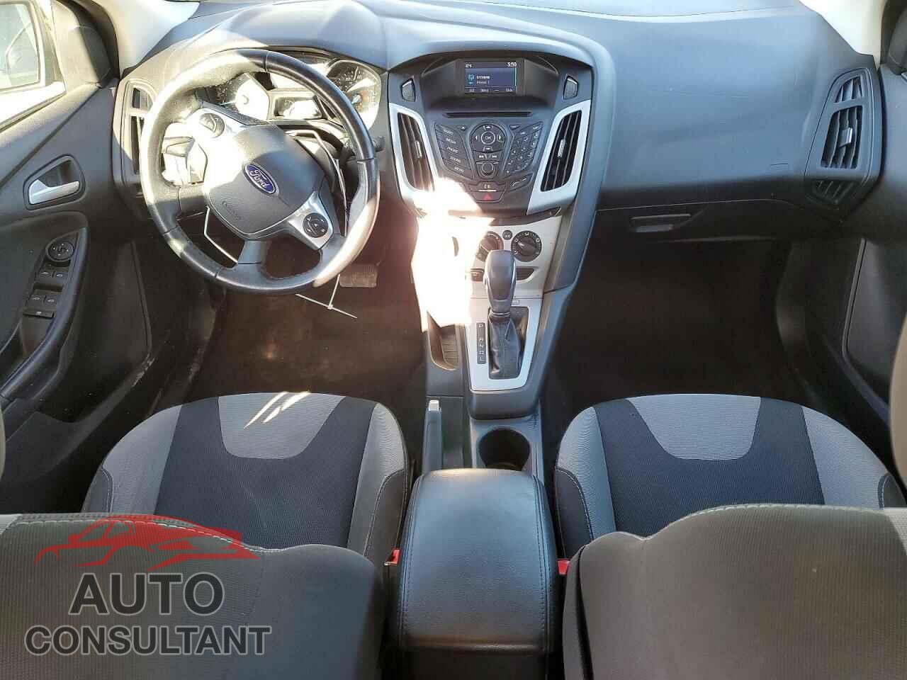 FORD FOCUS 2014 - 1FADP3F22EL435072