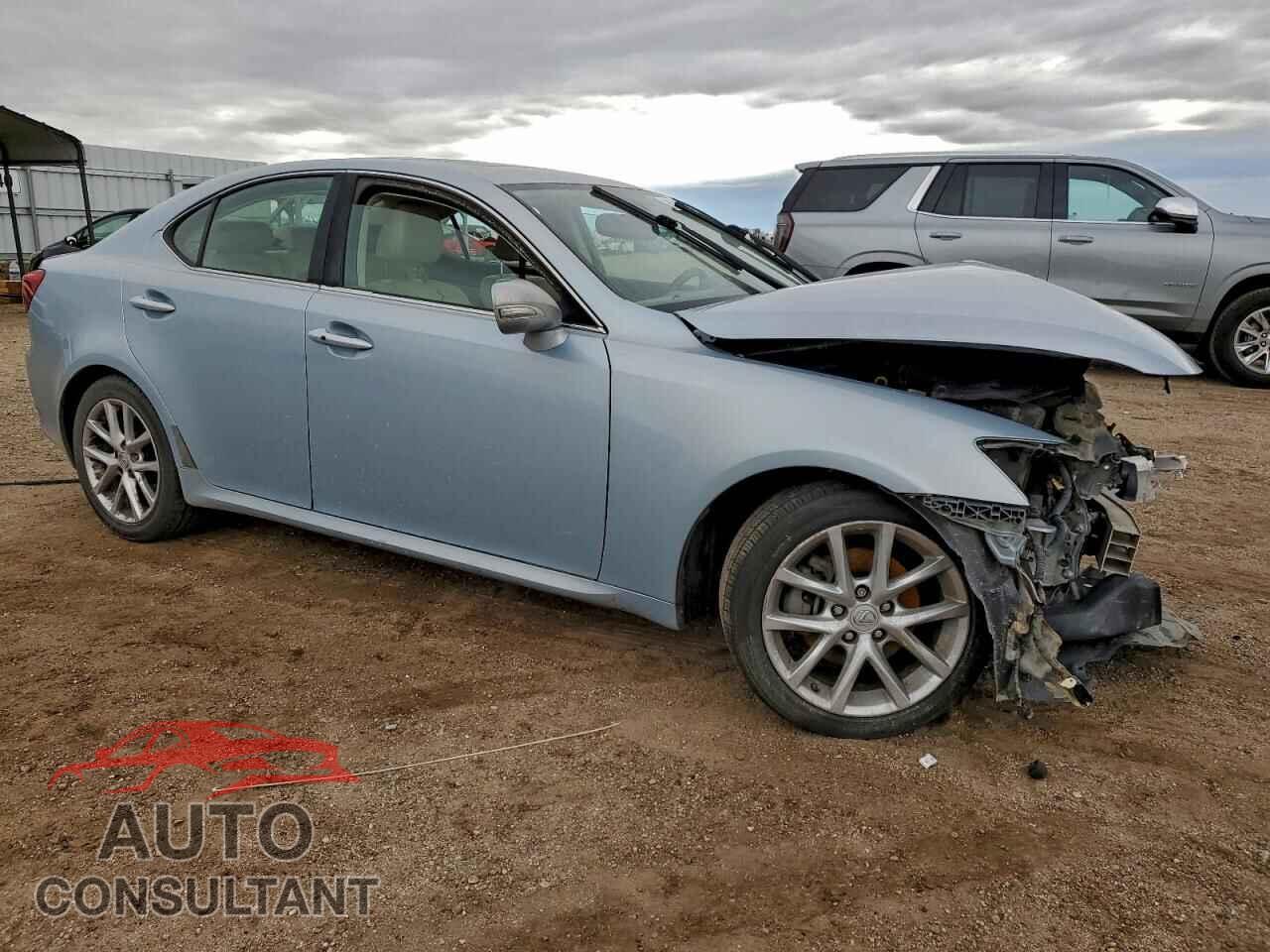 LEXUS IS 2011 - JTHBF5C2XB5137095