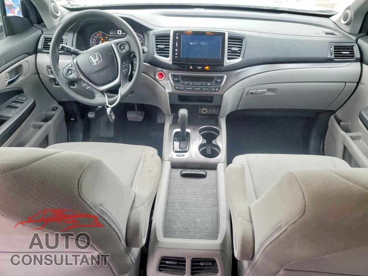 HONDA PILOT 2017 - 5FNYF6H30HB065575