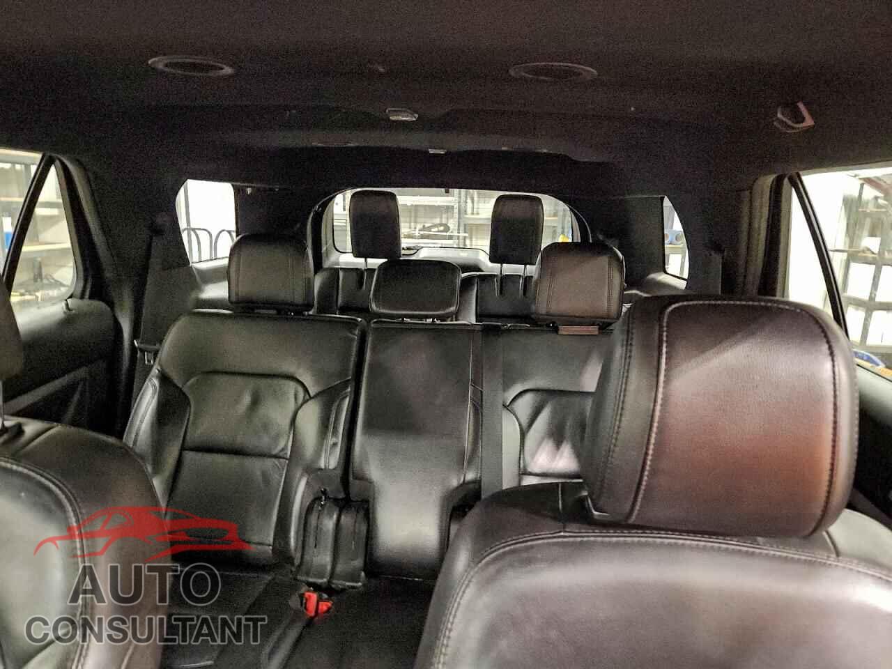 FORD EXPLORER 2018 - 1FM5K8D84JGB53130