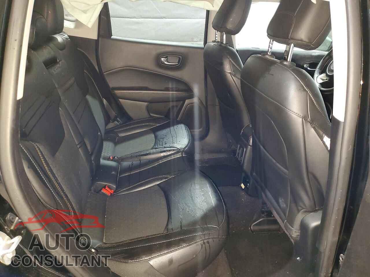 JEEP COMPASS 2019 - 3C4NJDBBXKT703443