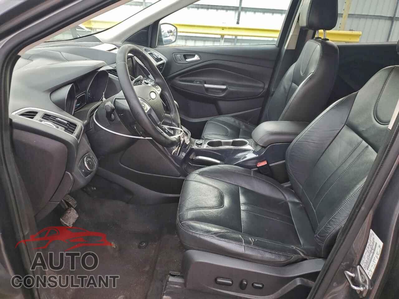 FORD ESCAPE 2013 - 1FMCU0J92DUC41776
