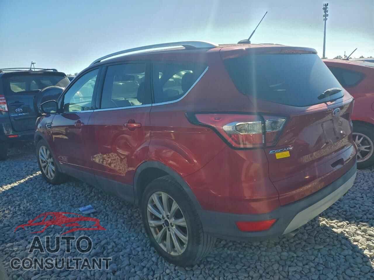 FORD ESCAPE 2017 - 1FMCU0J9XHUB56917