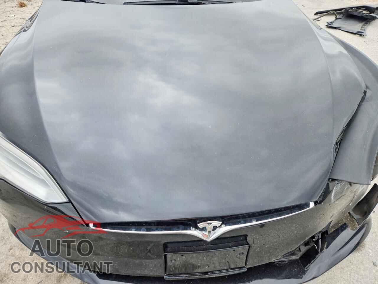 TESLA MODEL S 2016 - 5YJSA1E22GF159183