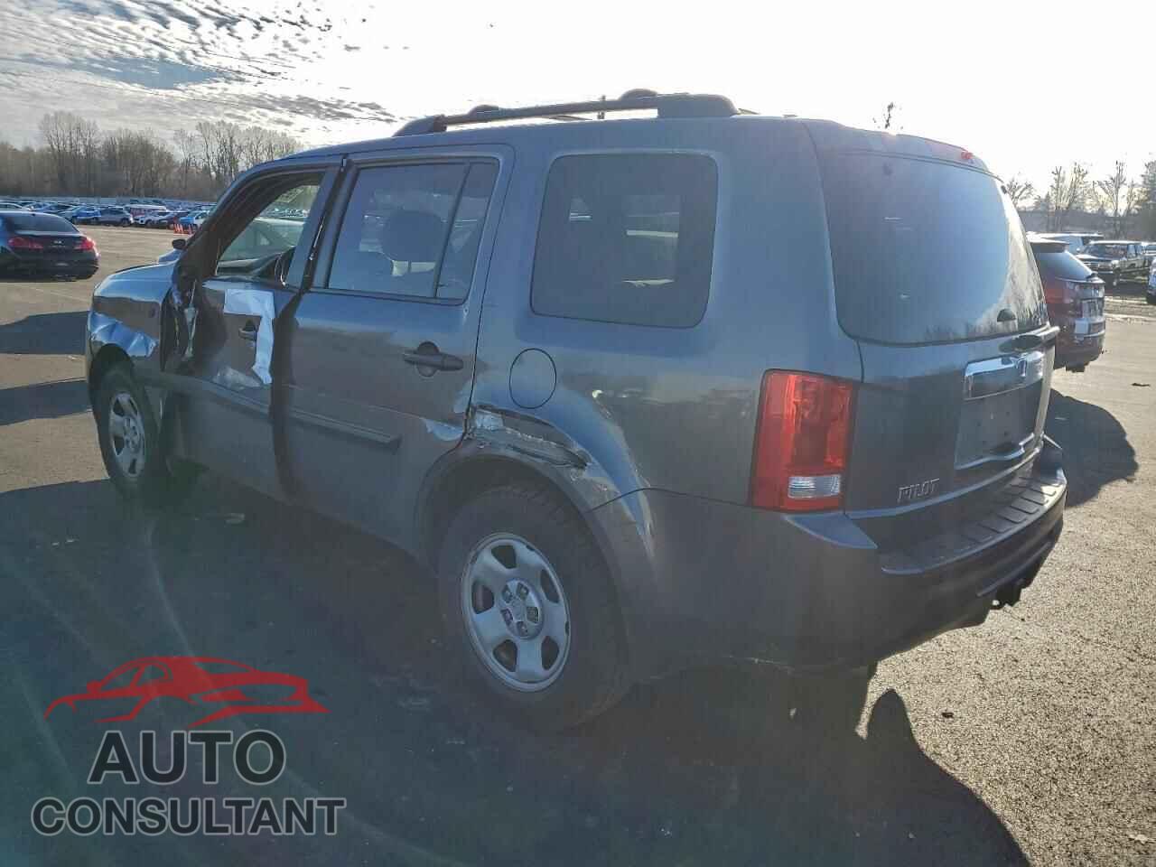 HONDA PILOT 2015 - 5FNYF4H24FB025654