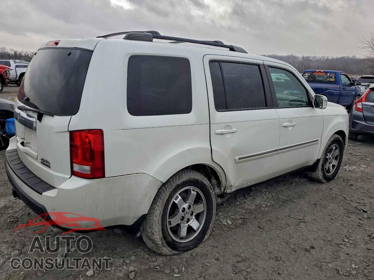 HONDA PILOT 2011 - 5FNYF4H91BB018362