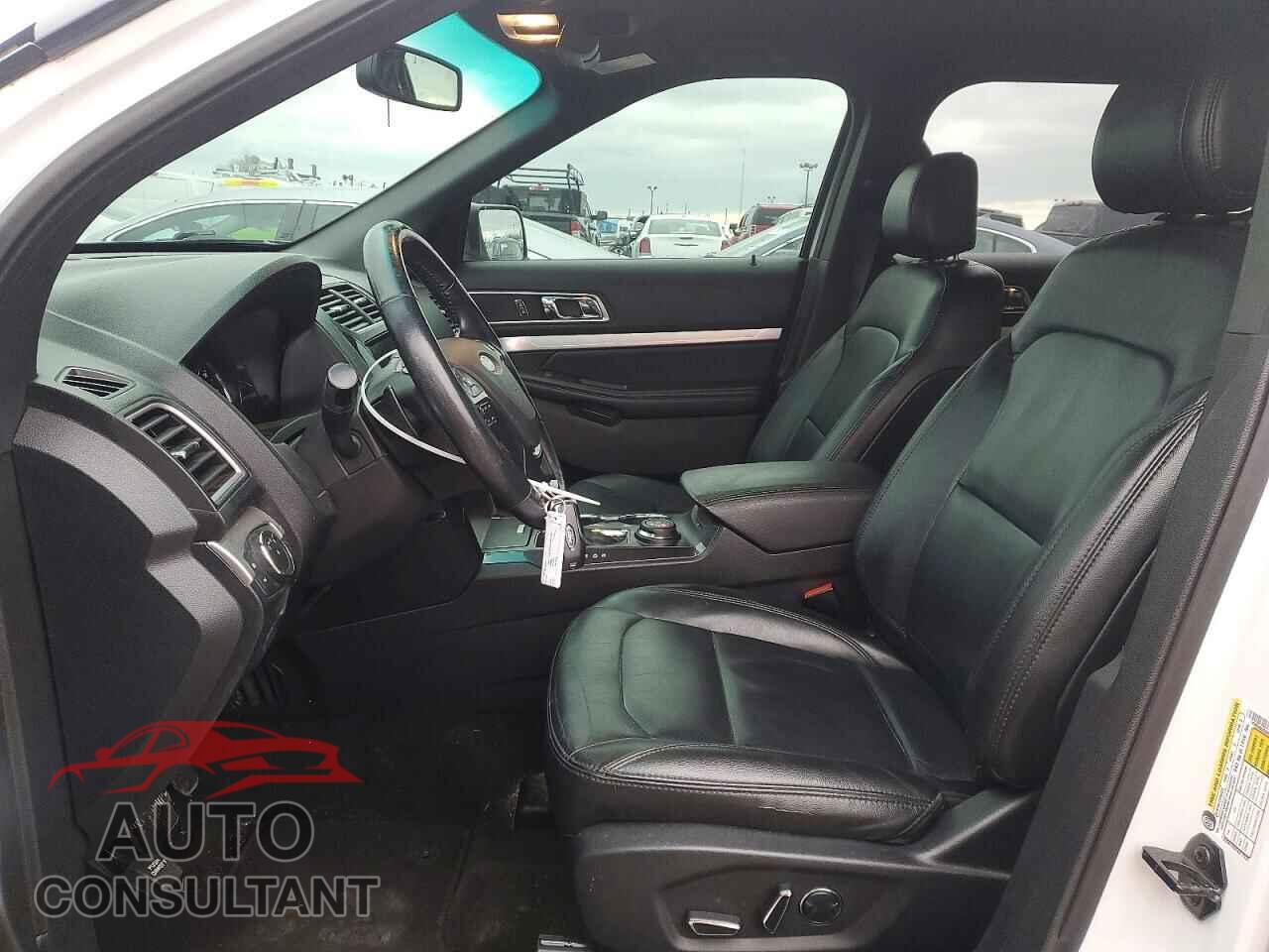 FORD EXPLORER 2017 - 1FM5K8D88HGA25676