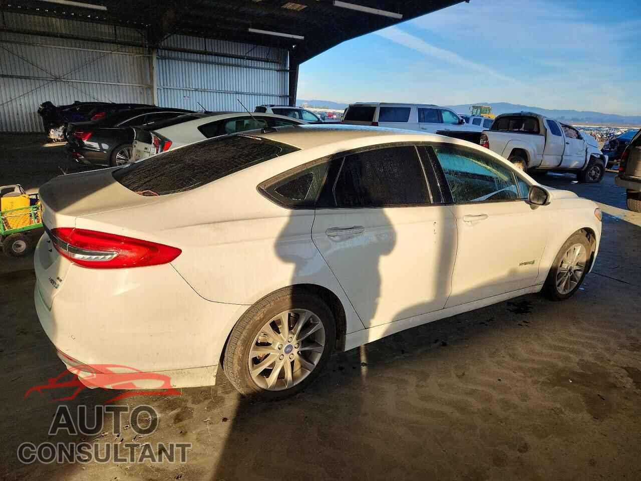 FORD FUSION 2017 - 3FA6P0LU2HR379976