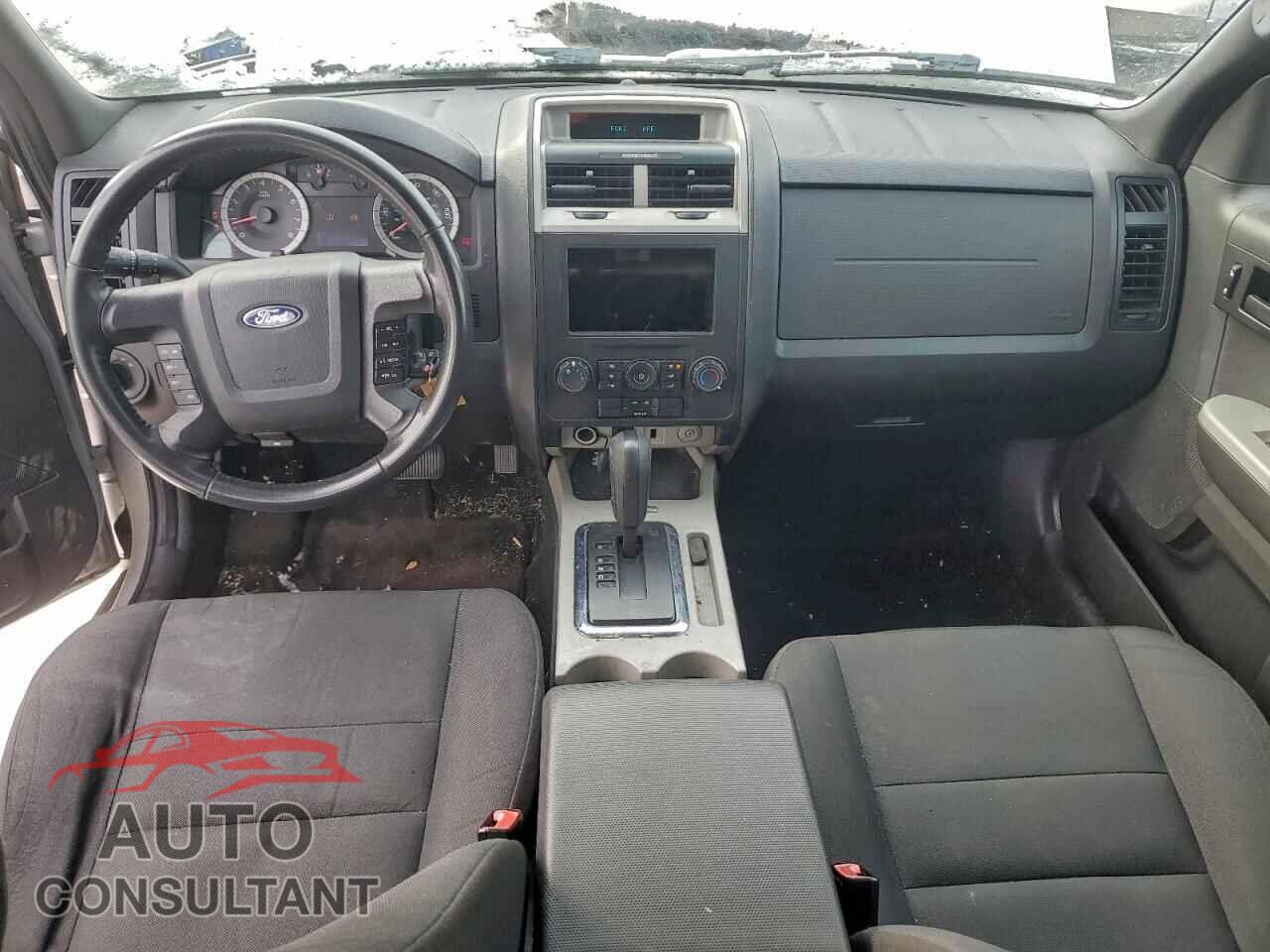 FORD ESCAPE 2011 - 1FMCU0D77BKA43472