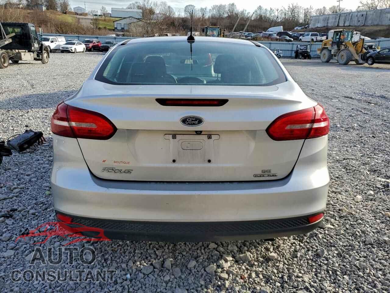 FORD FOCUS 2015 - 1FADP3F29FL293028